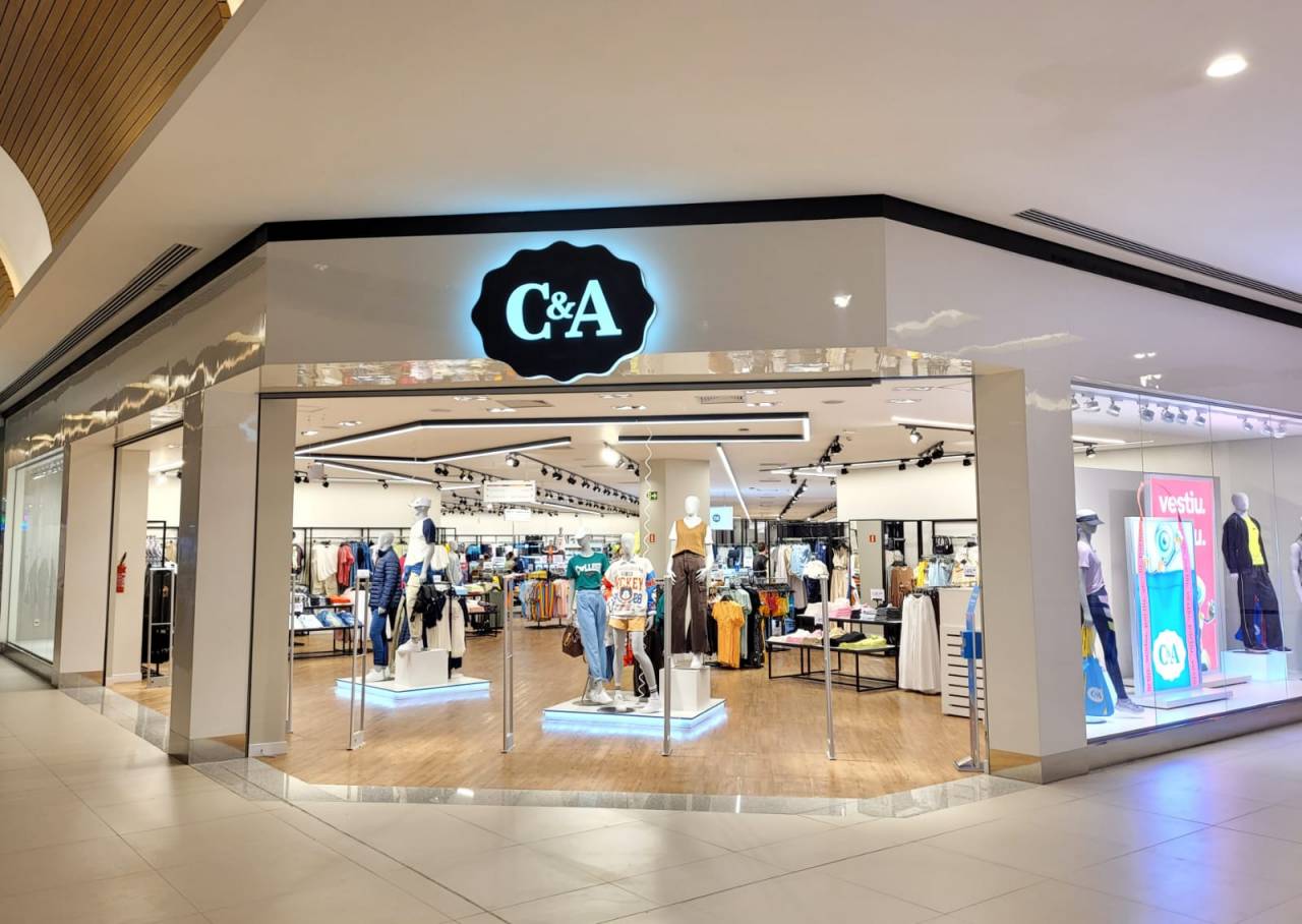 Fachada a loja C&A